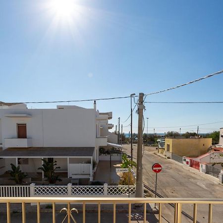 Appartamento Fronte Mare E Spiaggia Торре-Моцца Экстерьер фото